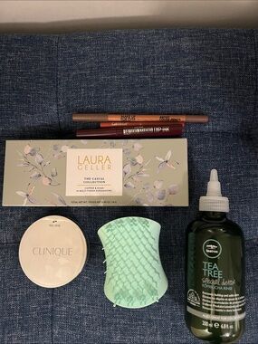 Lot/Bundle:Laura Geller eyeshadow palette,Clinique,Tarte,Makeup Forever,etc